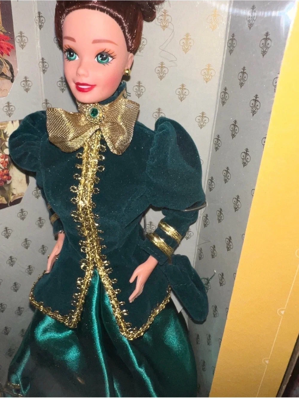 Hallmark Barbie Green & Gold 'Yuletide Romance'‎ Special Edition Doll Vintage